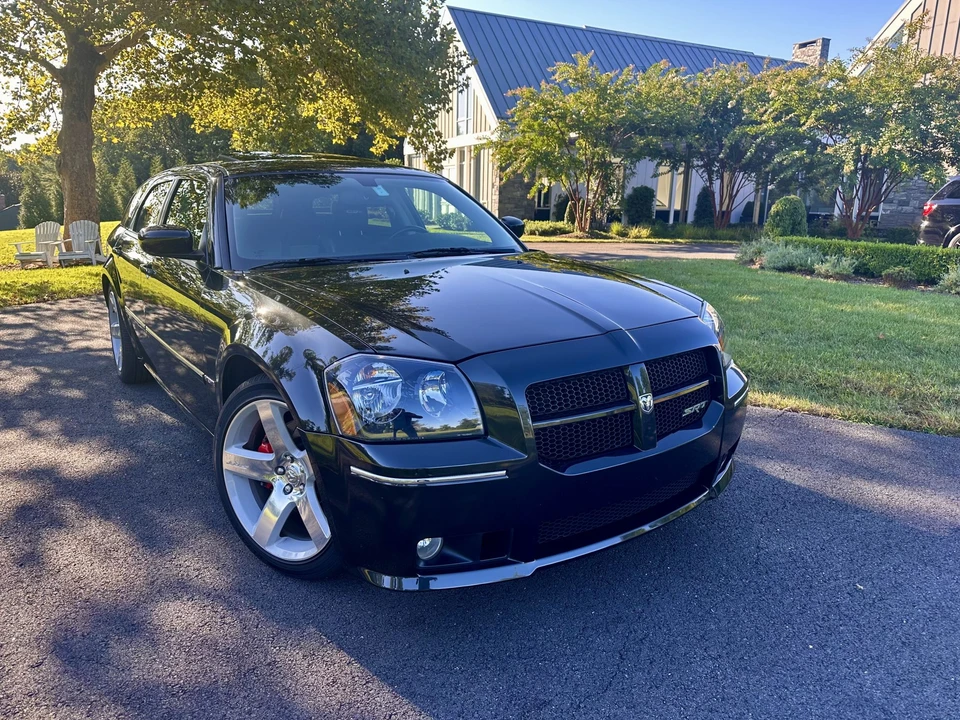 2007 Dodge Magnum SRT8 2nd Gen - Image 4 of 31