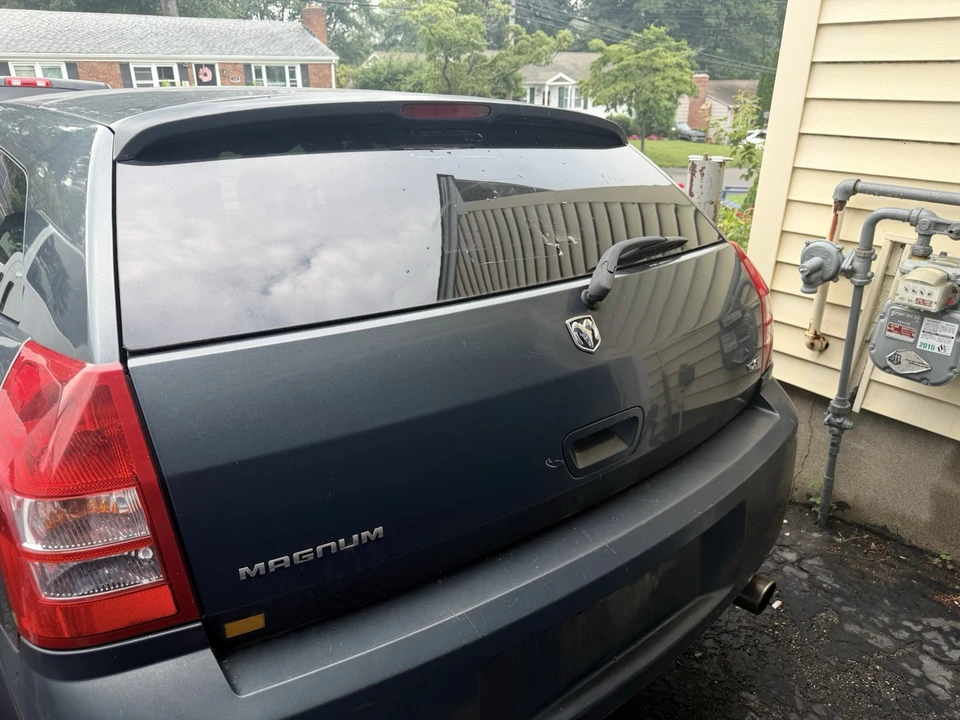 2007 Dodge Magnum 2nd Gen Wagon - Image 3 of 16