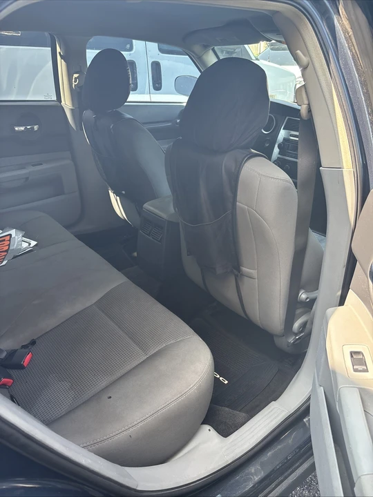 2007 Dodge Magnum 2nd Gen Wagon - Image 12 of 16