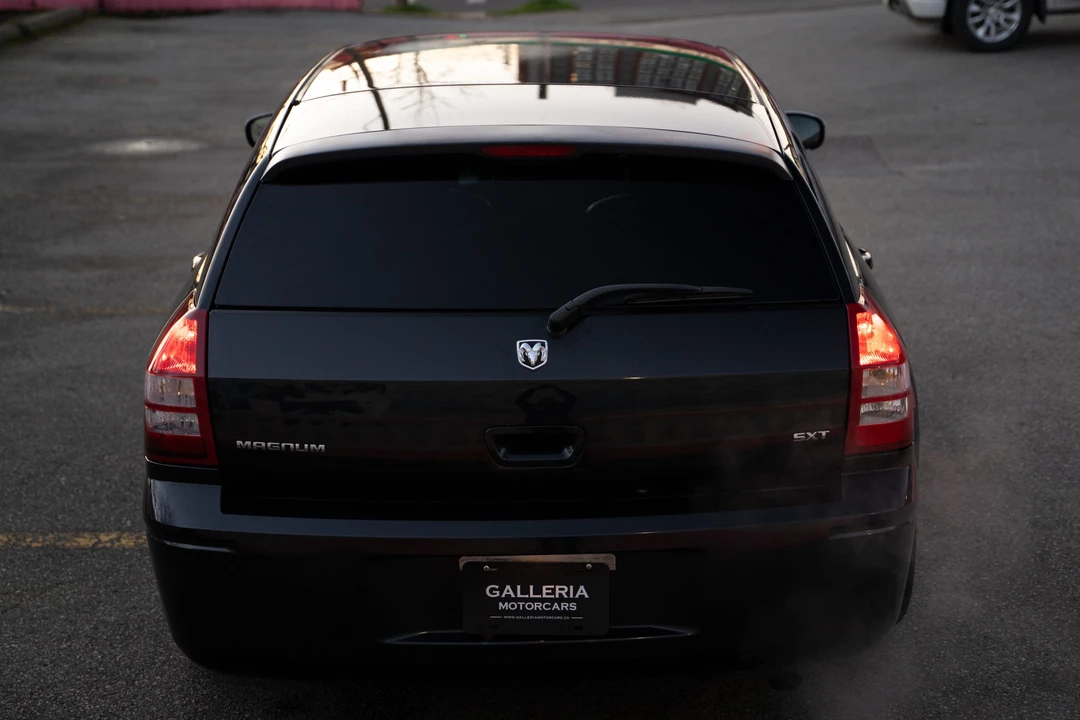 2007 Dodge Magnum 2nd Gen Wagon - Image 13 of 31