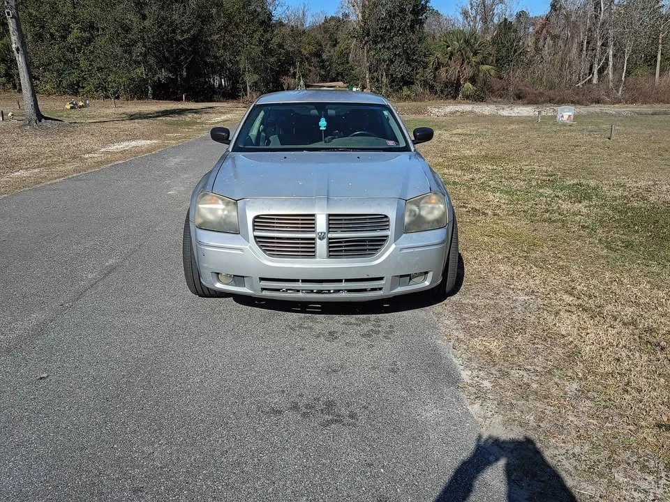 2007 Dodge Magnum 2nd Gen Wagon - Image 3 of 3