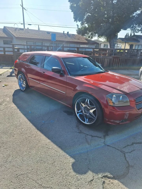 2007 Dodge Magnum 2nd Gen Wagon - Image 5 of 6