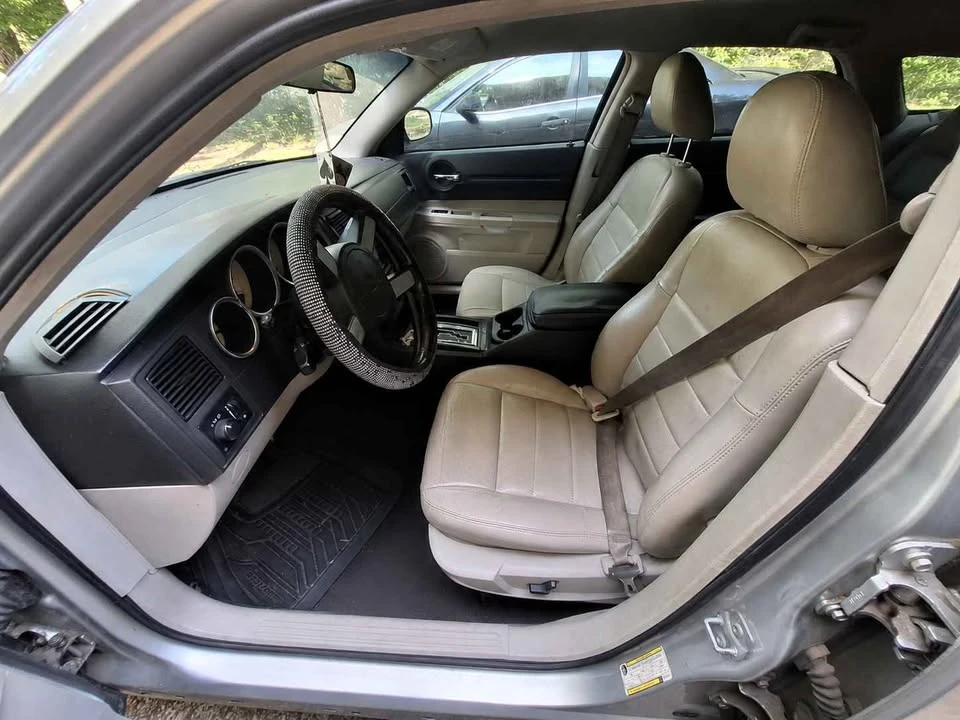 2007 Dodge Magnum 2nd Gen Wagon - Image 4 of 7