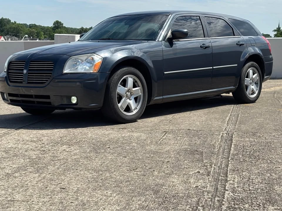2007 Dodge Magnum 2nd Gen Wagon - Image 5 of 9