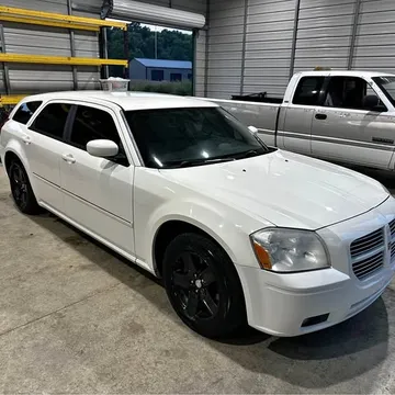 2007 Dodge Magnum SXT Sport Wagon 4D