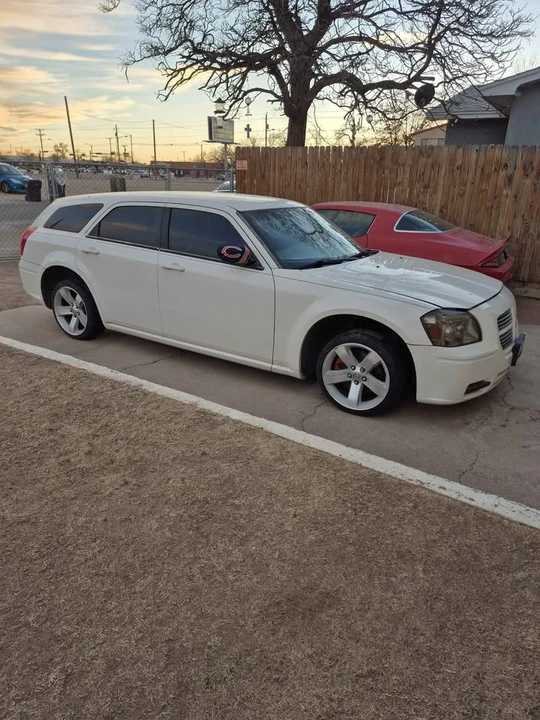 2007 Dodge Magnum 2nd Gen Wagon - Image 9 of 20