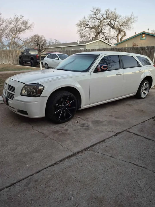 2007 Dodge Magnum 2nd Gen Wagon - Image 6 of 20