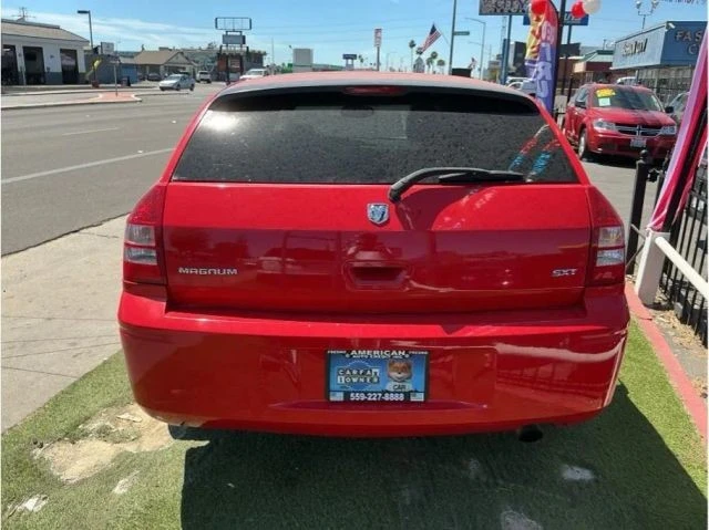 2007 Dodge Magnum 2nd Gen Wagon - Image 5 of 11