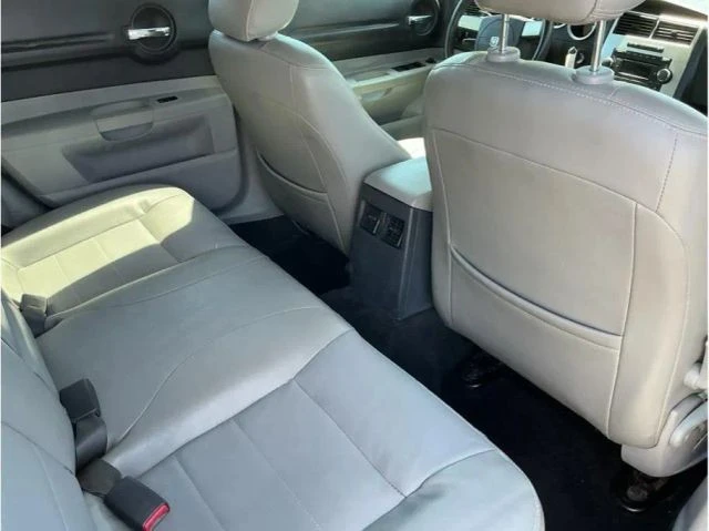 2007 Dodge Magnum 2nd Gen Wagon - Image 9 of 11