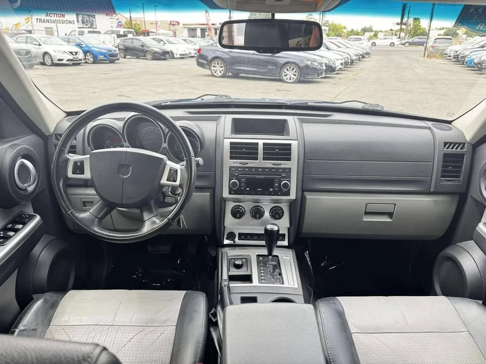 2007 Dodge Nitro - Image 11 of 12