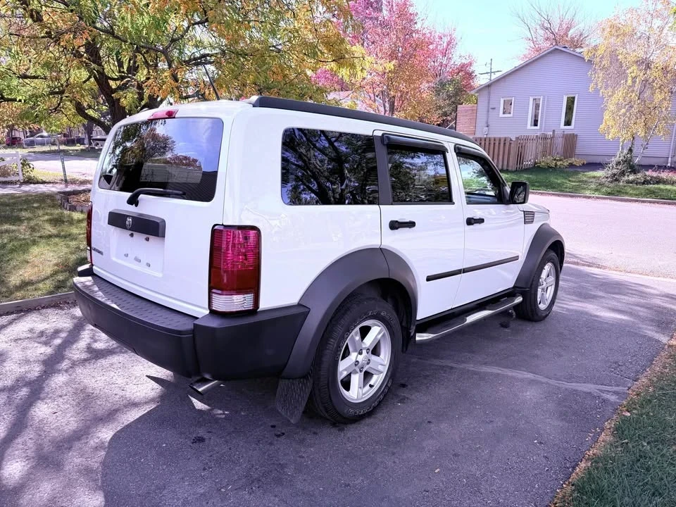 2007 Dodge Nitro - Image 2 of 7
