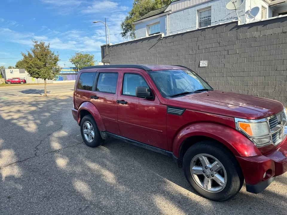 2007 Dodge Nitro - Image 2 of 11