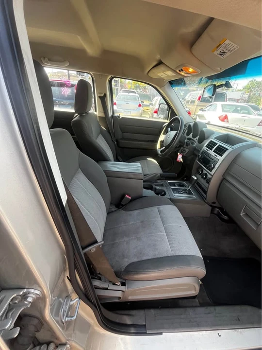 2007 Dodge Nitro - Image 5 of 6
