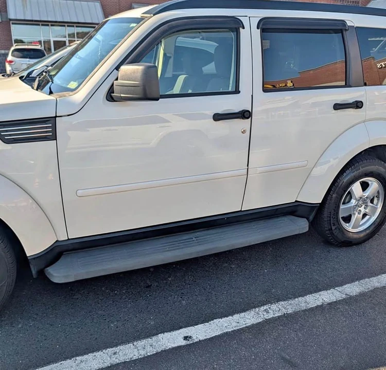 2007 Dodge Nitro - Image 3 of 5