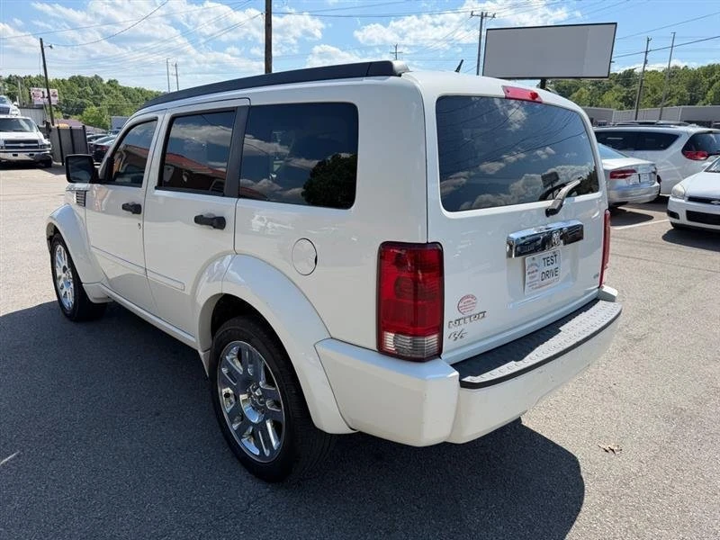 2007 Dodge Nitro - Image 7 of 19