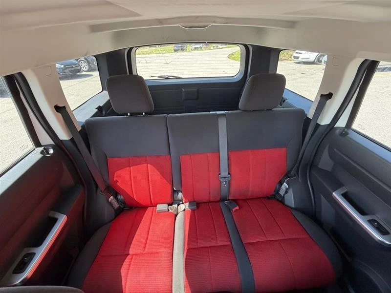 2007 Dodge Nitro - Image 18 of 19