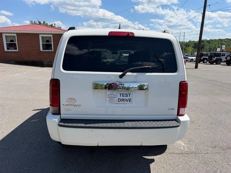 2007 Dodge Nitro - Image 6 of 19