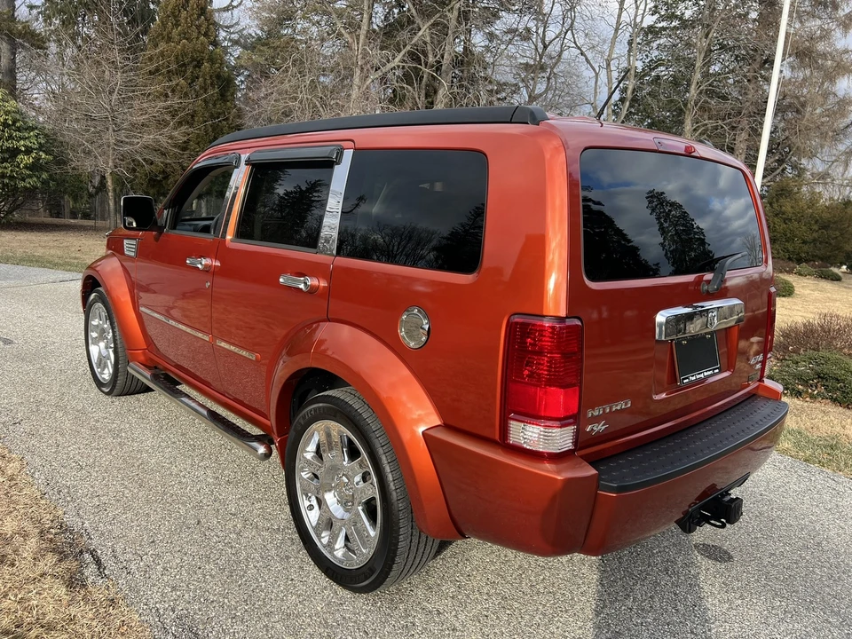 2007 Dodge Nitro - Image 9 of 31