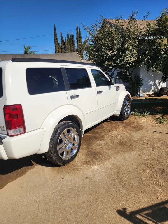 2007 Dodge Nitro - Image 2 of 14