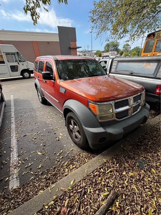 2007 Dodge Nitro - Image 2 of 7