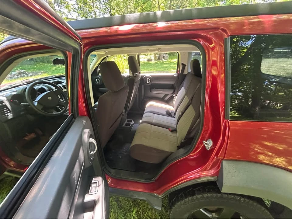 2007 Dodge Nitro - Image 9 of 13
