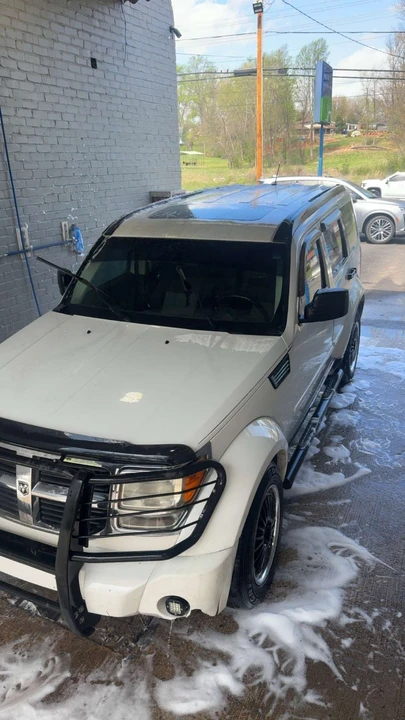 2007 Dodge Nitro - Image 2 of 6