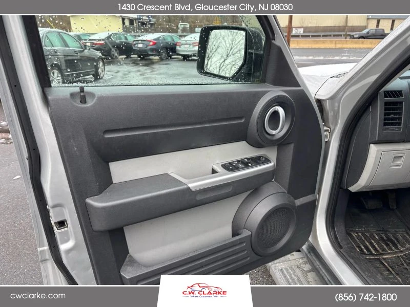 2007 Dodge Nitro - Image 8 of 12