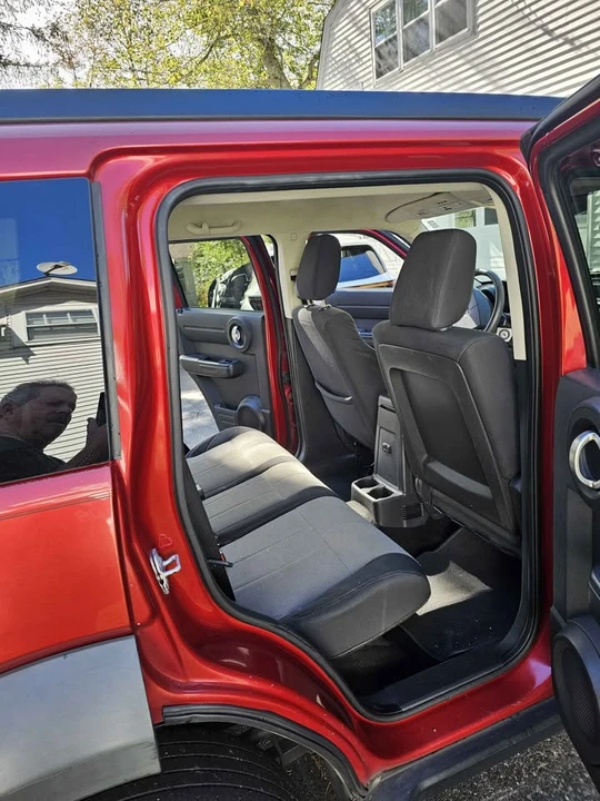 2007 Dodge Nitro - Image 4 of 11