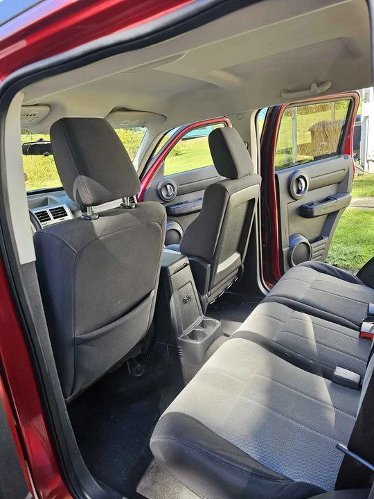 2007 Dodge Nitro - Image 6 of 11