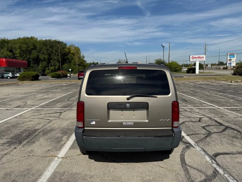2007 Dodge Nitro - Image 5 of 11