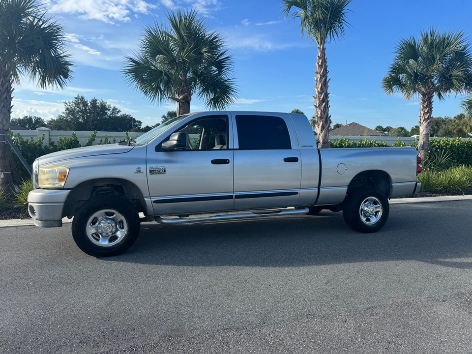 2007 Ram Heavy Duty - Image 2 of 18