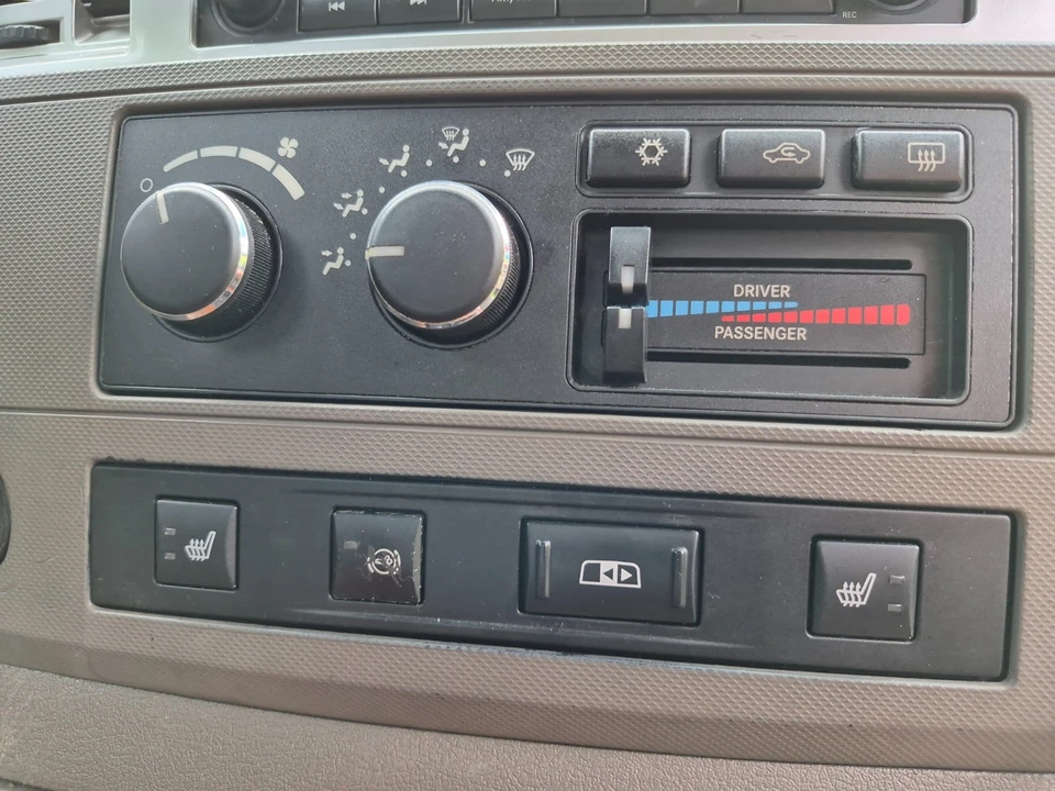 2007 Ram Heavy Duty - Image 15 of 31