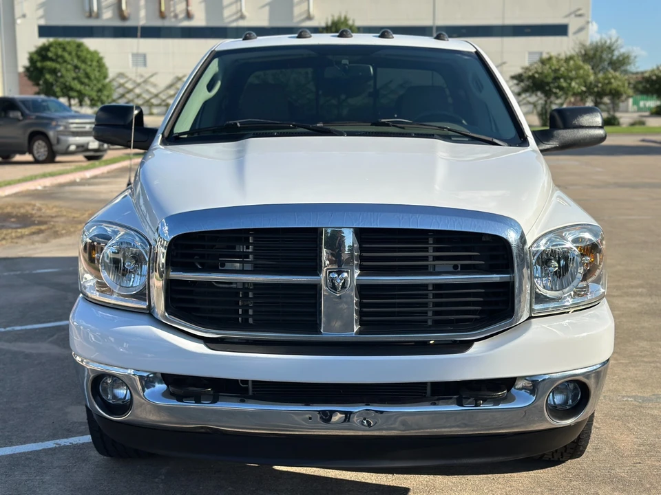 2007 Ram 3500 - Image 2 of 31