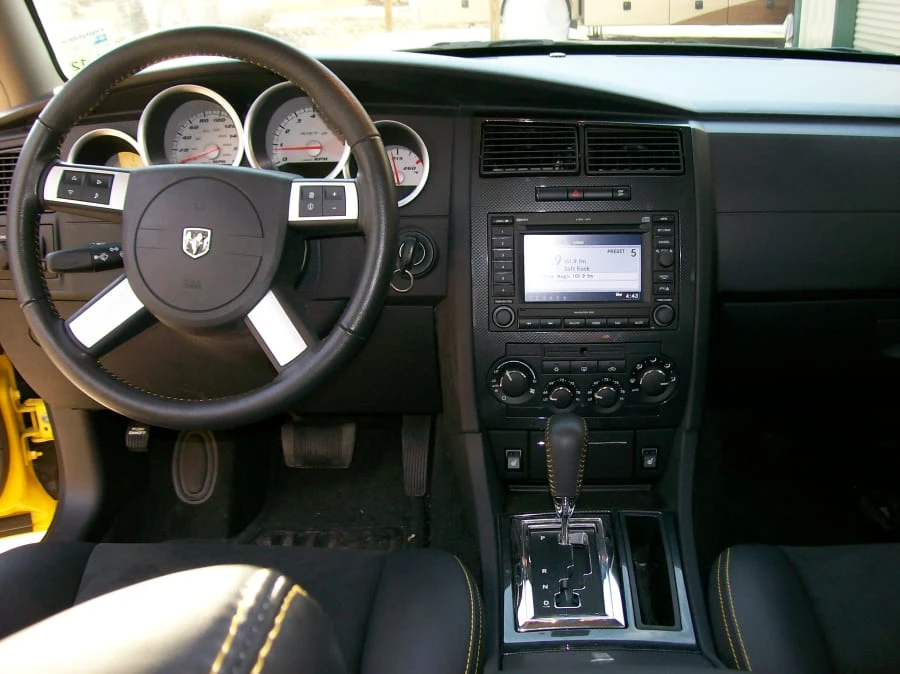 2007 Dodge Super Bee - Image 5 of 8