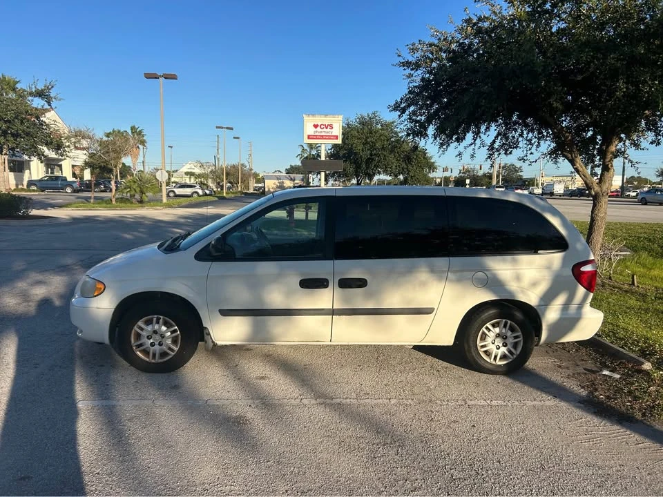 2007 Dodge Caravan - Image 3 of 9