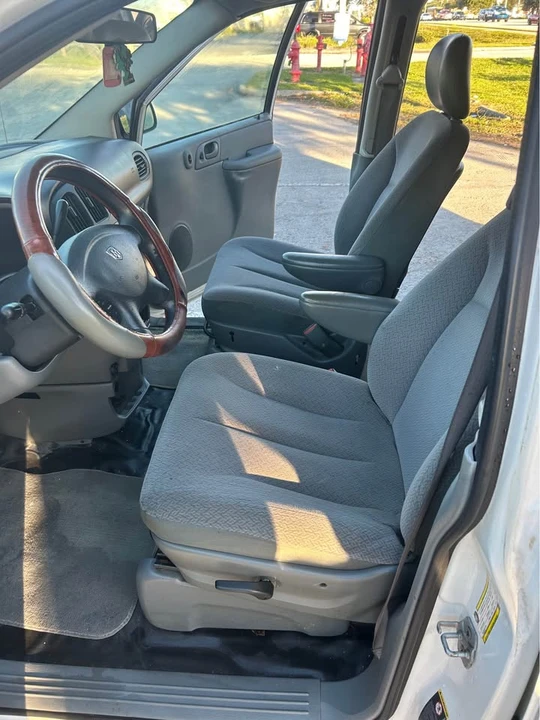 2007 Dodge Caravan - Image 7 of 9