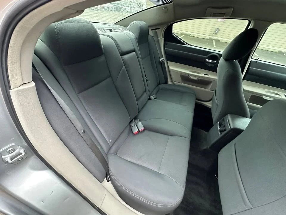 2007 Dodge Charger 6th Gen - Image 16 of 19