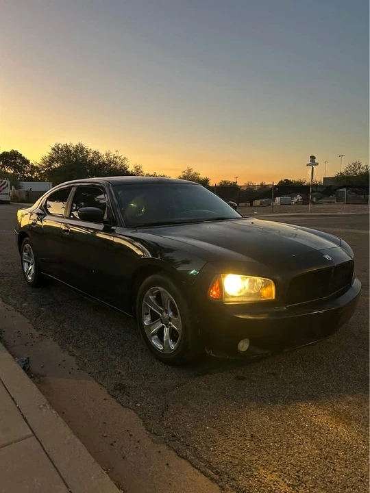2007 Dodge Charger 6th Gen - Image 2 of 8