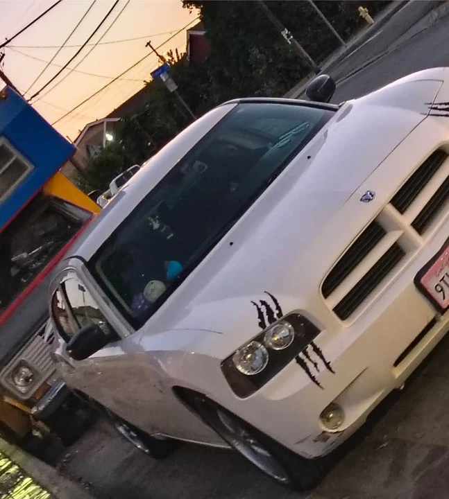 2007 Dodge Charger 6th Gen - Image 5 of 5