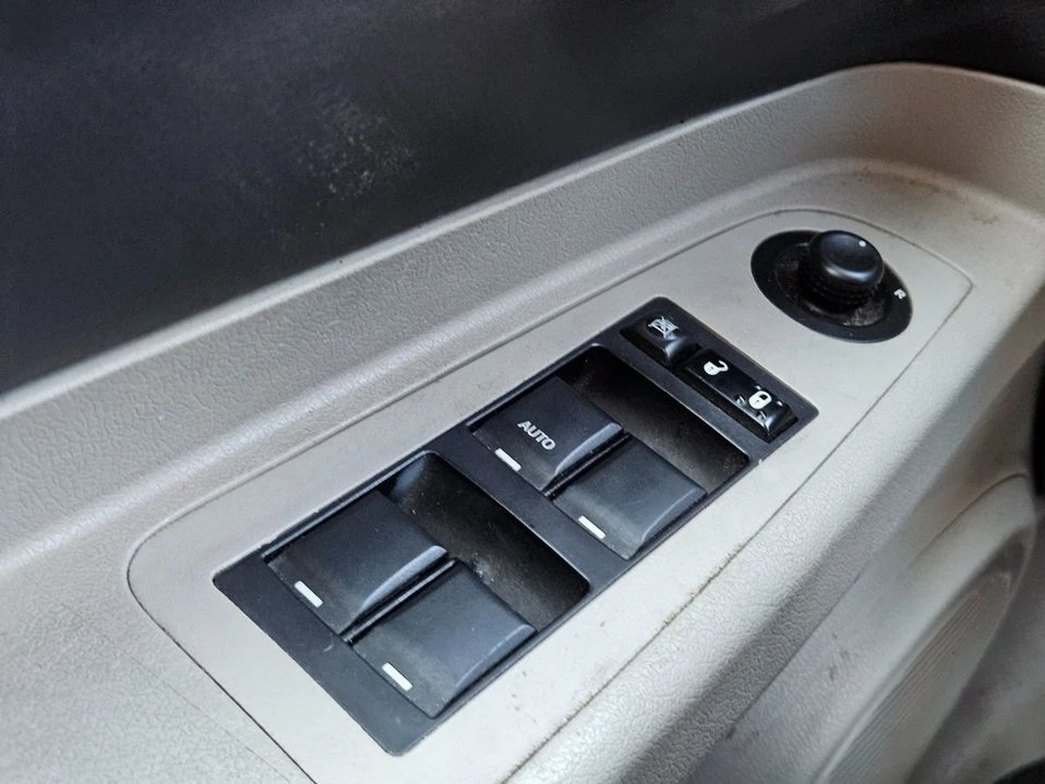2007 Dodge Charger 6th Gen - Image 18 of 20