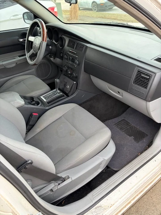2007 Dodge Charger 6th Gen - Image 2 of 6