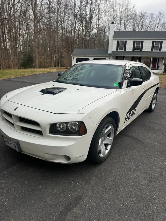 2007 Dodge Charger 6th Gen - Image 2 of 19