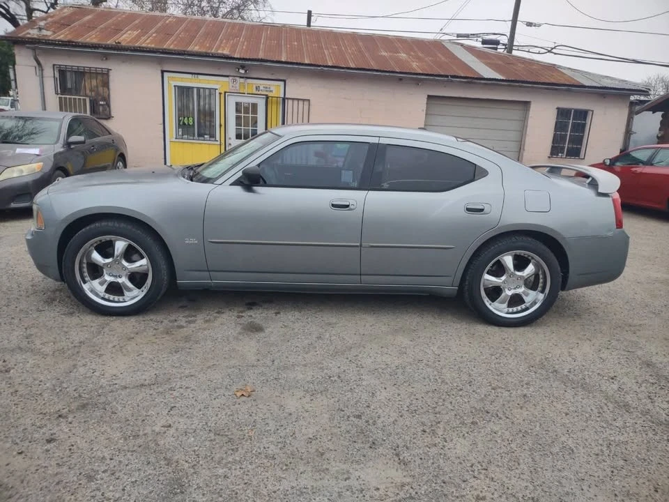 2007 Dodge Charger 6th Gen - Image 3 of 13