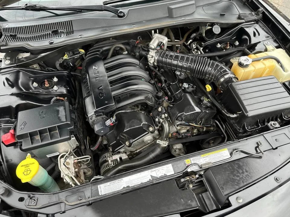 2007 Dodge Charger 6th Gen - Image 18 of 19