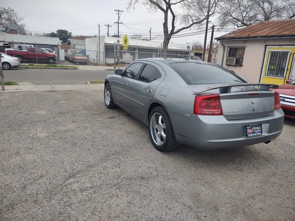 2007 Dodge Charger 6th Gen - Image 4 of 13