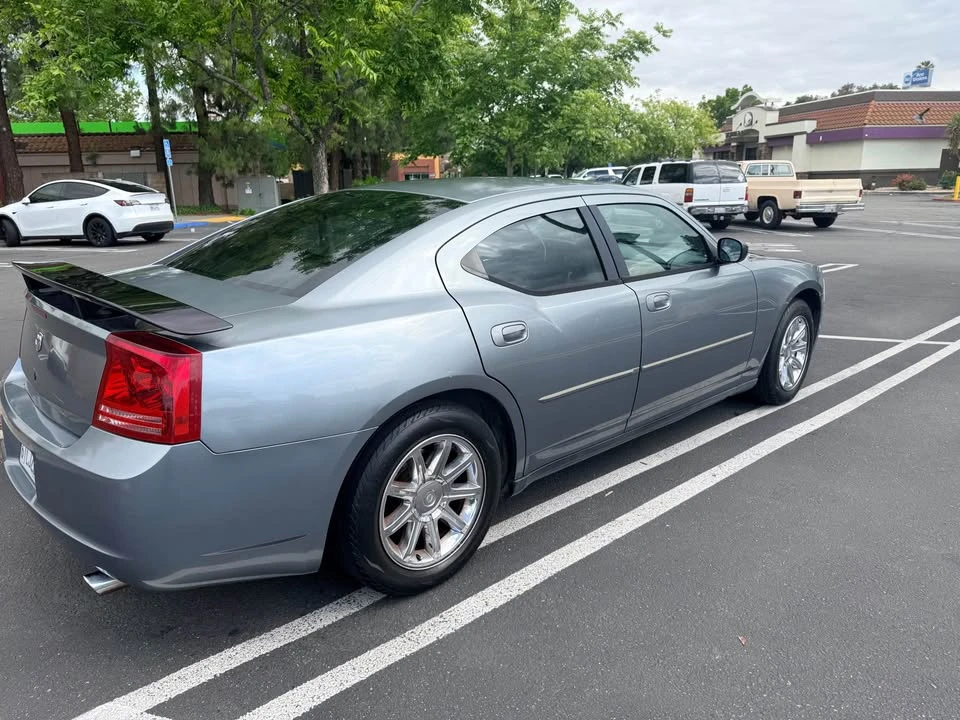 2007 Dodge Charger 6th Gen - Image 3 of 10