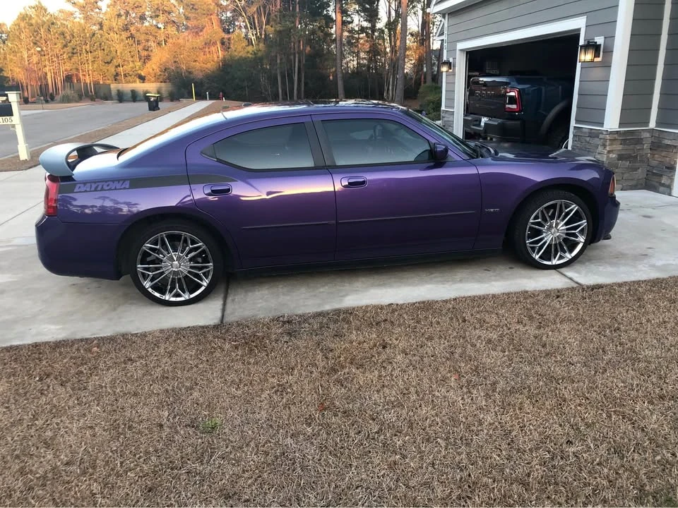 2007 Dodge Charger 6th Gen - Image 2 of 8