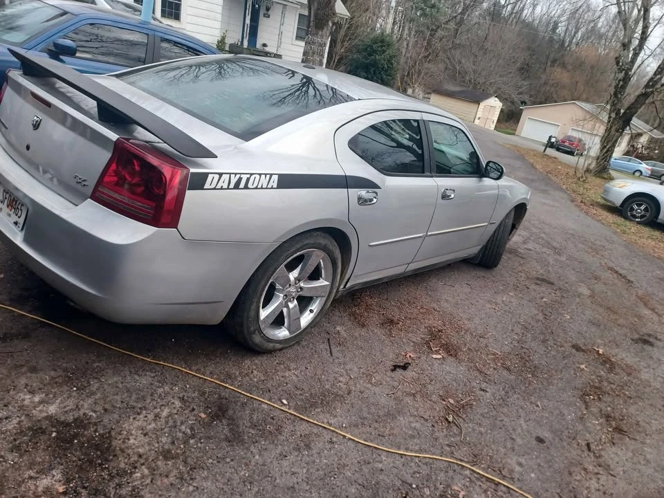 2007 Dodge Charger 6th Gen - Image 8 of 9