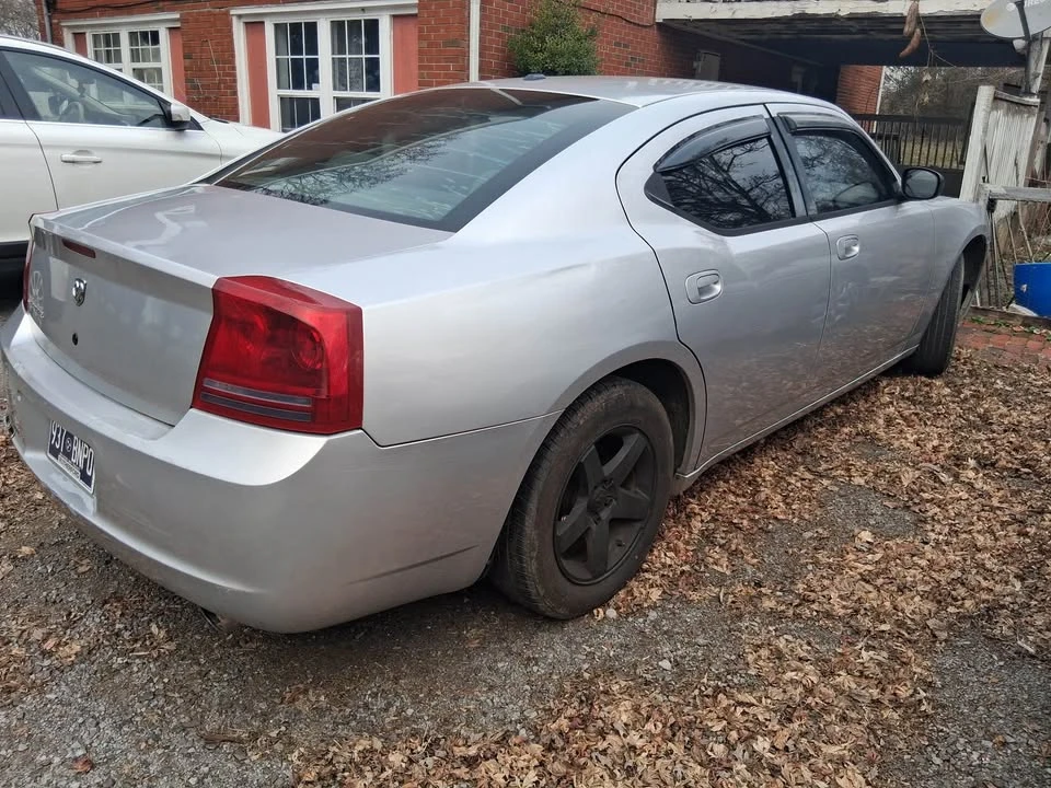 2007 Dodge Charger 6th Gen - Image 16 of 17