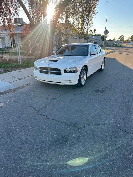 2007 Dodge Charger 6th Gen - Image 3 of 8